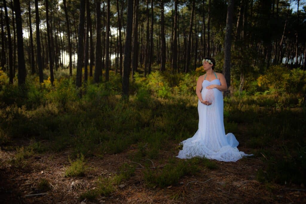 Photo de grossesse naturelle dans les Landes avec Laëtitia par Arnaud M Photographe